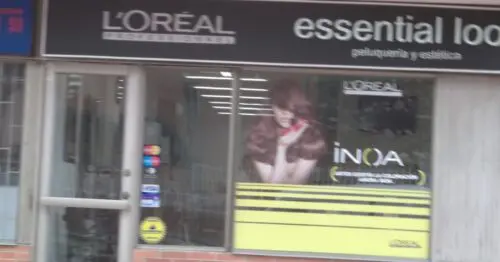 ESSENTIAL LOOK ESSENTIAL LOOK